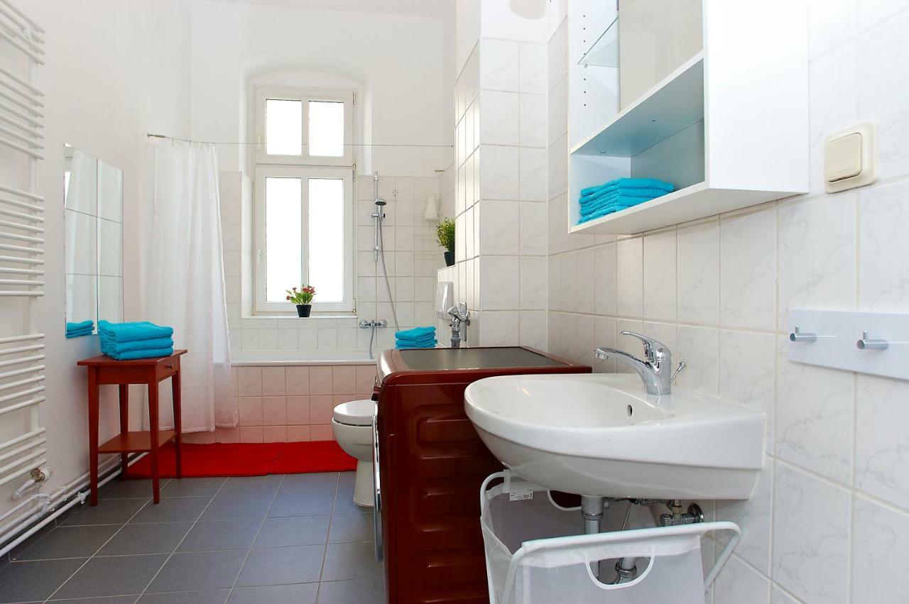 Apartment Prenzlauer Allee Berlin Exteriör bild